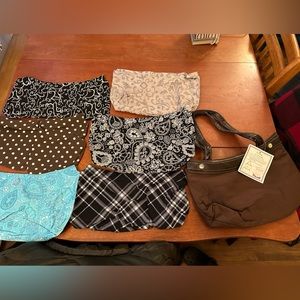 Brand new with tags thirty one gifts interchangeable skirt bag with 6 skirts